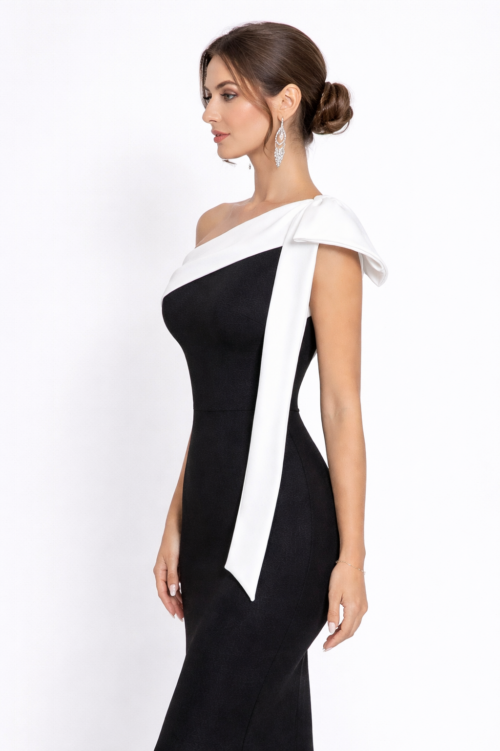 Arden Midi – Black & White